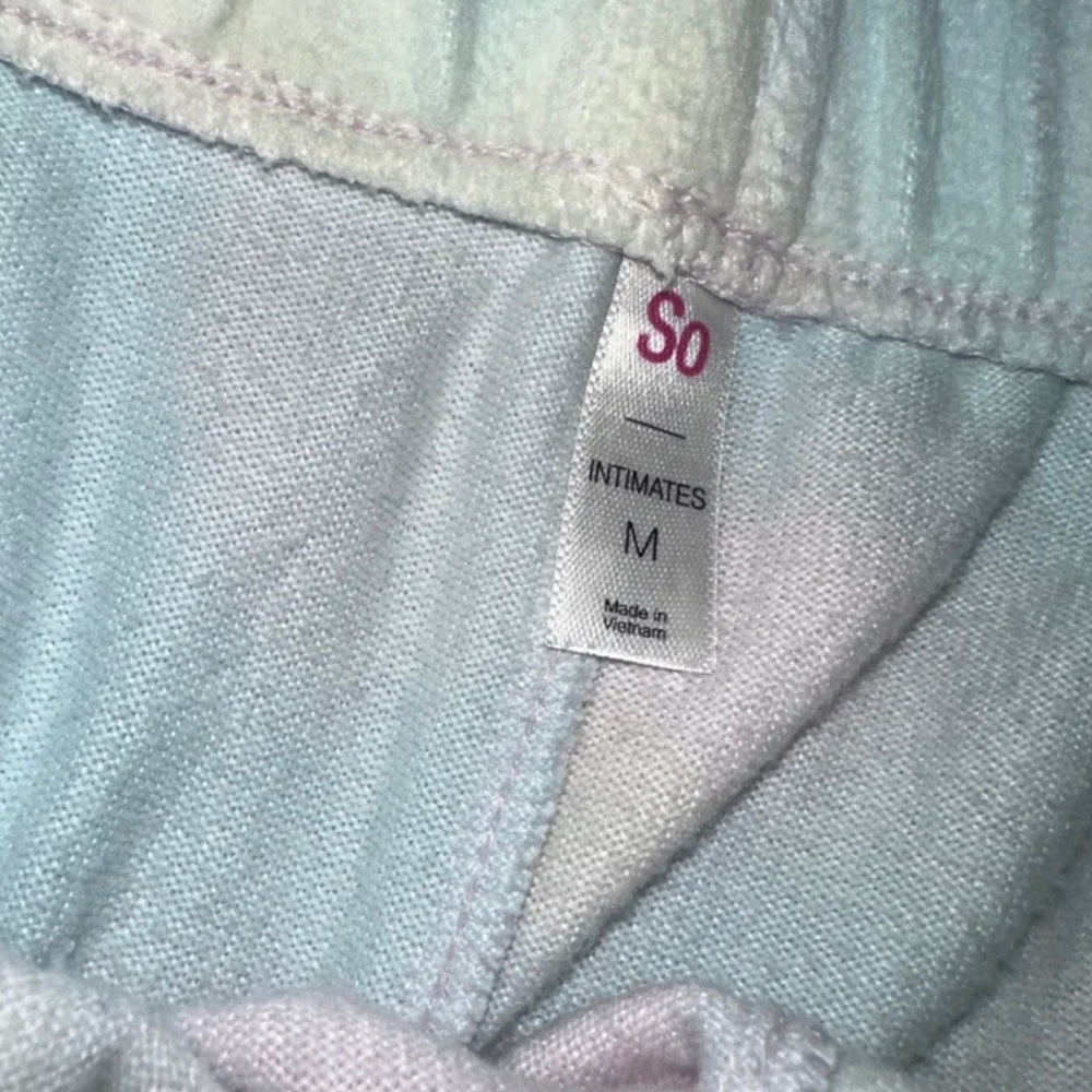 Pink & Blue Tye dye soft long sleeve and pants pj set, size medium - Picture 4 of 4